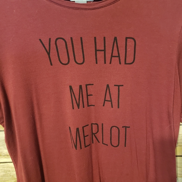 Old Navy YOU HAD ME AT MERLOT Top Size Medium 🍷 - Picture 2 of 7